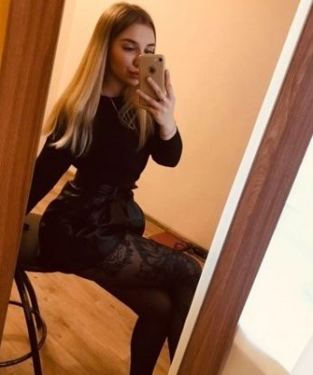 Я нежная и опытная индивидуалка 💋 Живу в Москве и моя задача - доставить тебе незабываемое удовольствие 🌹 Я креативная и открытая к новым экспериментам, всегда готова исполнить твои фантазии 💫 Мои услуги включают не только классический секс, но и эротический массаж, секс игрушки, стриптиз и многое другое 😈 У меня есть отличные отзывы от моих клиентов, которые оценили мою страсть и профессионализм 😉 В моих фото нет фальши, я настоящая и сексуальная красотка, которая готова стать твоей мечтой на время встречи 🌟 Не упускай возможность провести время со мной – ты не пожалеешь! 💕 Ева